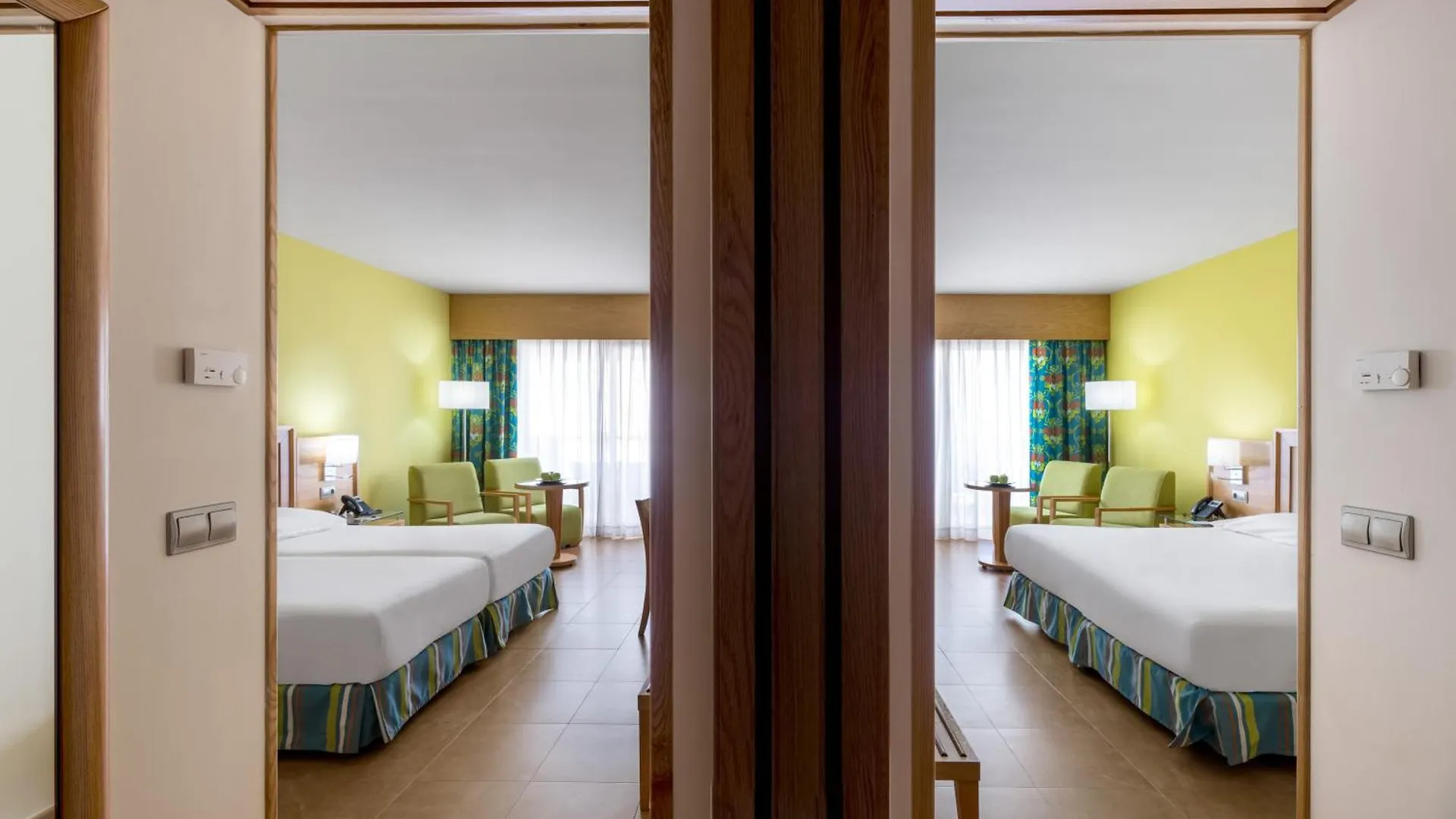 Elba Costa Ballena Beach & Thalasso Resort Rota 4*,  Spanien