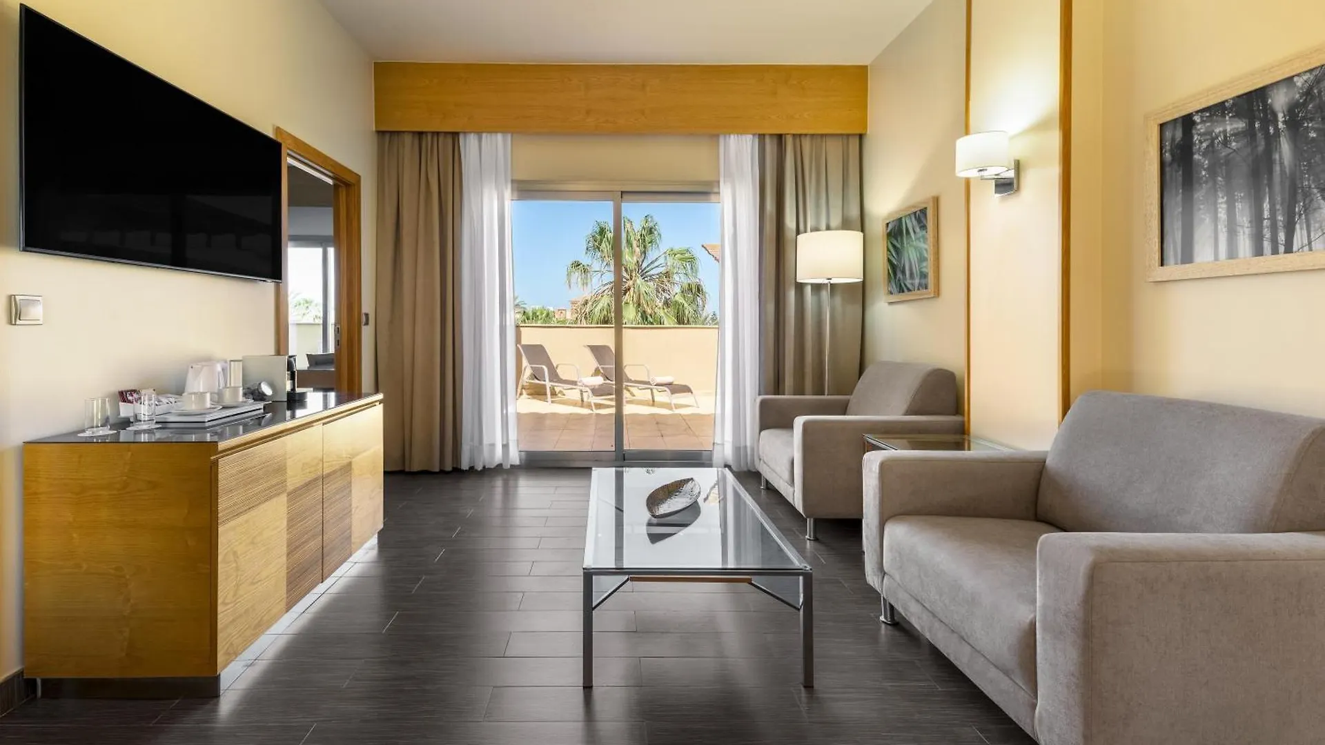 Elba Costa Ballena Beach & Thalasso Resort Rota